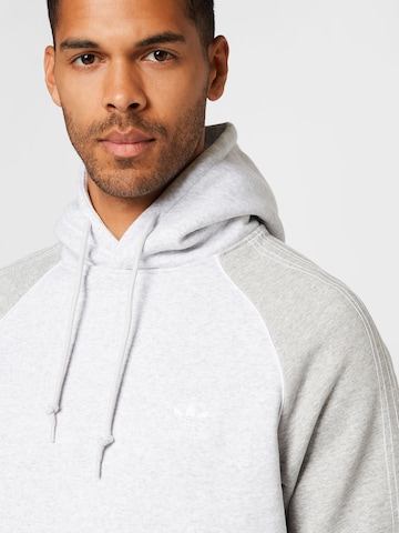 ADIDAS ORIGINALS Sweatshirt 'Sst' in Grey