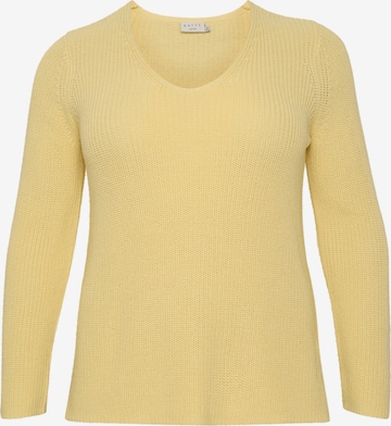 KAFFE CURVE Trui in Geel: voorkant