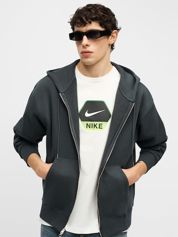 Hanorac de la Nike Sportswear pe gri