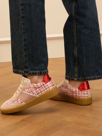 MANFIELD Sneakers laag in Roze