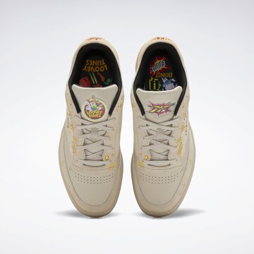 Reebok Låg sneaker 'Club C 85' i beige