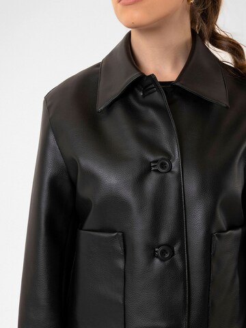 Veste mi-saison 'Hilario' Antioch en noir