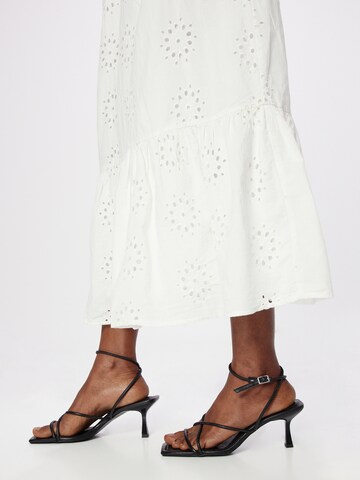 Gina Tricot Letnia sukienka w kolorze biały