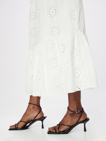 Gina Tricot Letní šaty – bílá