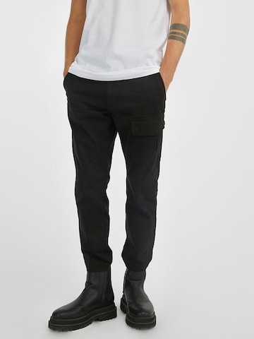Young Poets Tapered Cargo Pants 'Aris' in Black: front