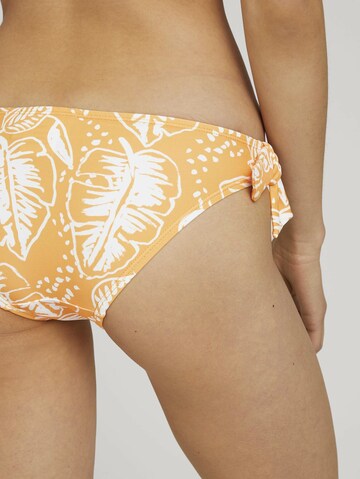 TOM TAILOR Bikinihose 'Okelani' in Gelb