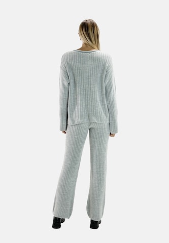 Tenue d'intérieur Elara en gris