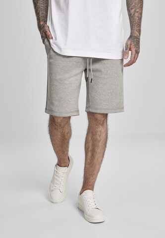 Urban Classics Regular Shorts in Grau: predná strana