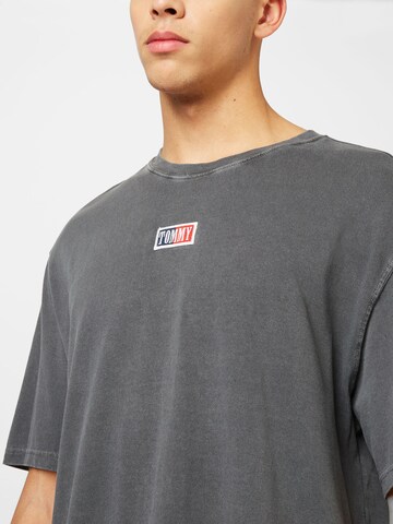 pelēks Tommy Jeans T-Krekls
