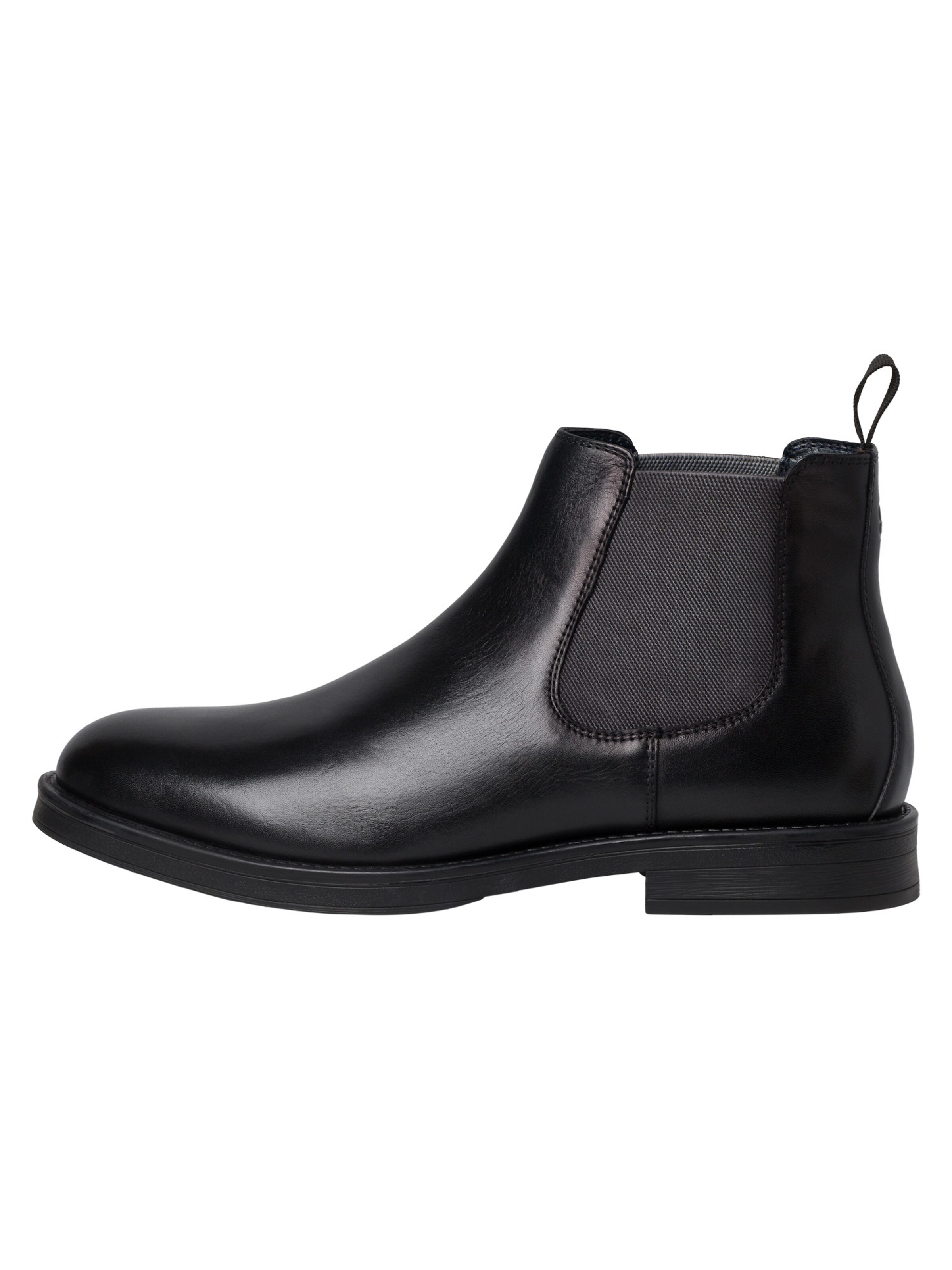 s.Oliver Chelsea Boots in Schwarz