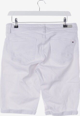 TOMMY HILFIGER Bermuda / Shorts L in Weiß