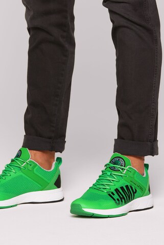 CAMP DAVID Power Sneaker mit Knit-Design und Logo-Stickerei in Grün: Vorderseite