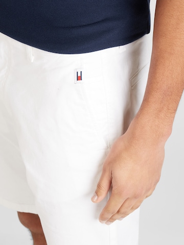 Tommy Jeans - Regular Calças 'Scanton' em branco