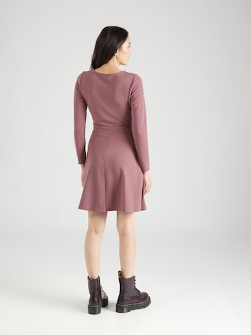 Abito 'Antonina Dress' di ABOUT YOU in rosa