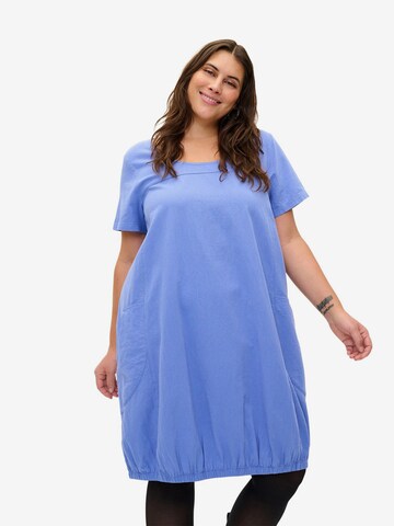 Robe 'Jeasy' Zizzi en bleu : devant