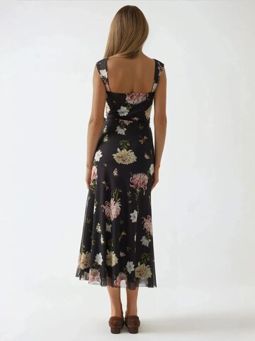 Hiccup Dress in Black