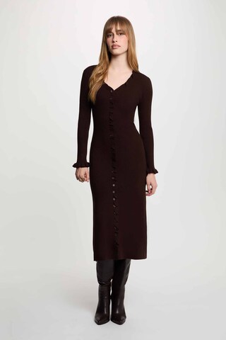 Morgan - Vestido de punto en marrón: frente