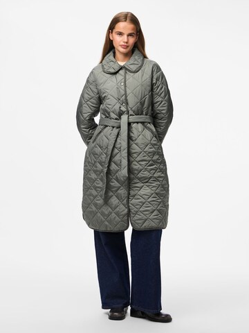 PIECES Winterjas in Groen: voorkant