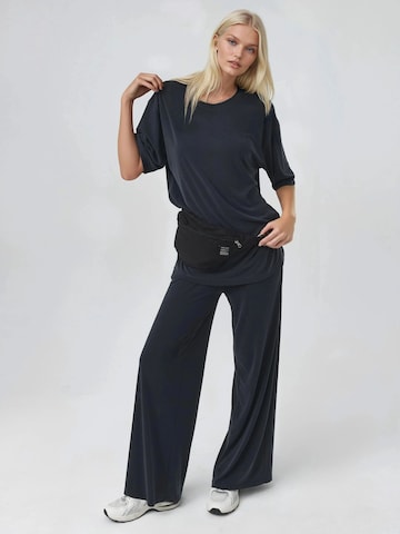 Busem - Camisa oversized em preto