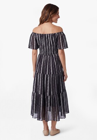 Usha - Vestido em preto
