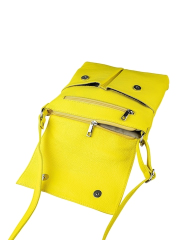 COLLEZIONE ALESSANDRO Crossbody Bag 'München' in Yellow