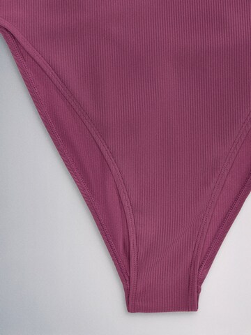 The Set T-Shirt Badeanzug in Grau