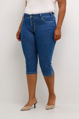 KAFFE CURVE Regular Jeans 'Vicka' in Blauw: voorkant