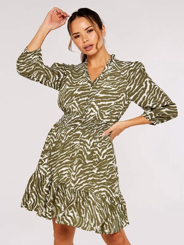 Apricot Shirt dress in Green: front