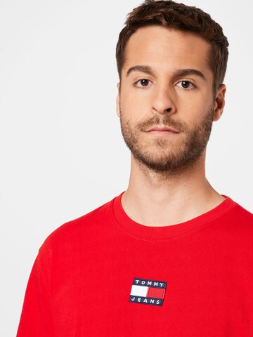 T-Shirt Tommy Jeans en rouge