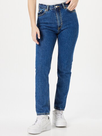 Monki Regular Jeans i blå: framsida