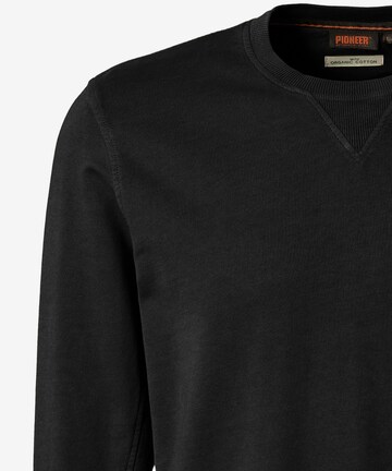PIONEER Sweatshirt in Black