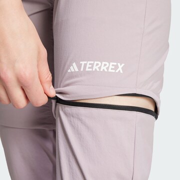 Effilé Pantalon de sport 'Utilitas' ADIDAS TERREX en violet