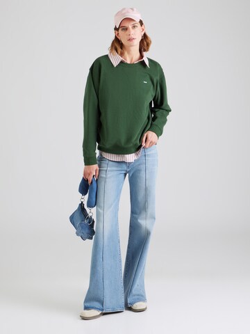 LEVI'S ® Sweatshirt 'EVERYDAY' i grön