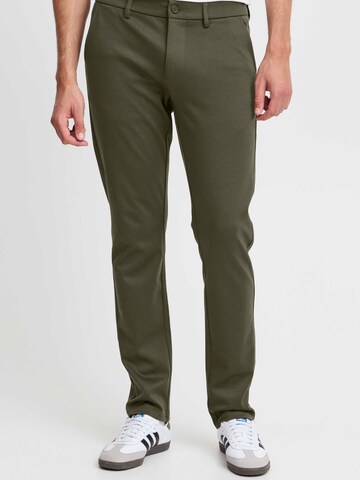 Slimfit Pantaloni chino 'Helmer' di BLEND in verde: frontale