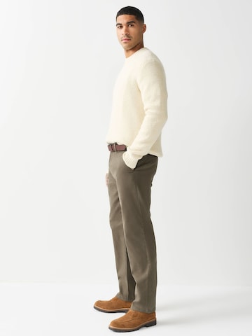 regular Pantaloni chino di Next in grigio