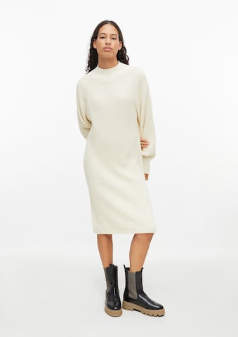 Robes en maille s.Oliver en beige : devant