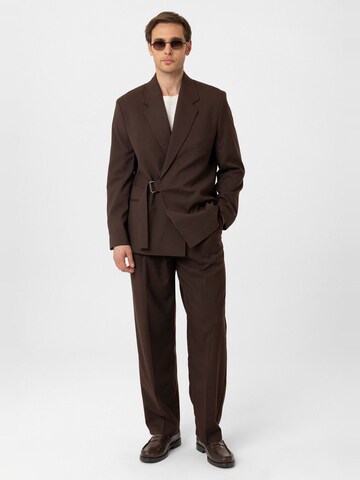 Coupe regular Veste de costume 'Jost' Antioch en marron