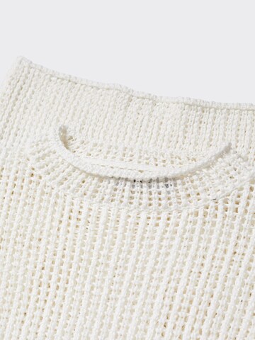 MANGO Pullover i beige