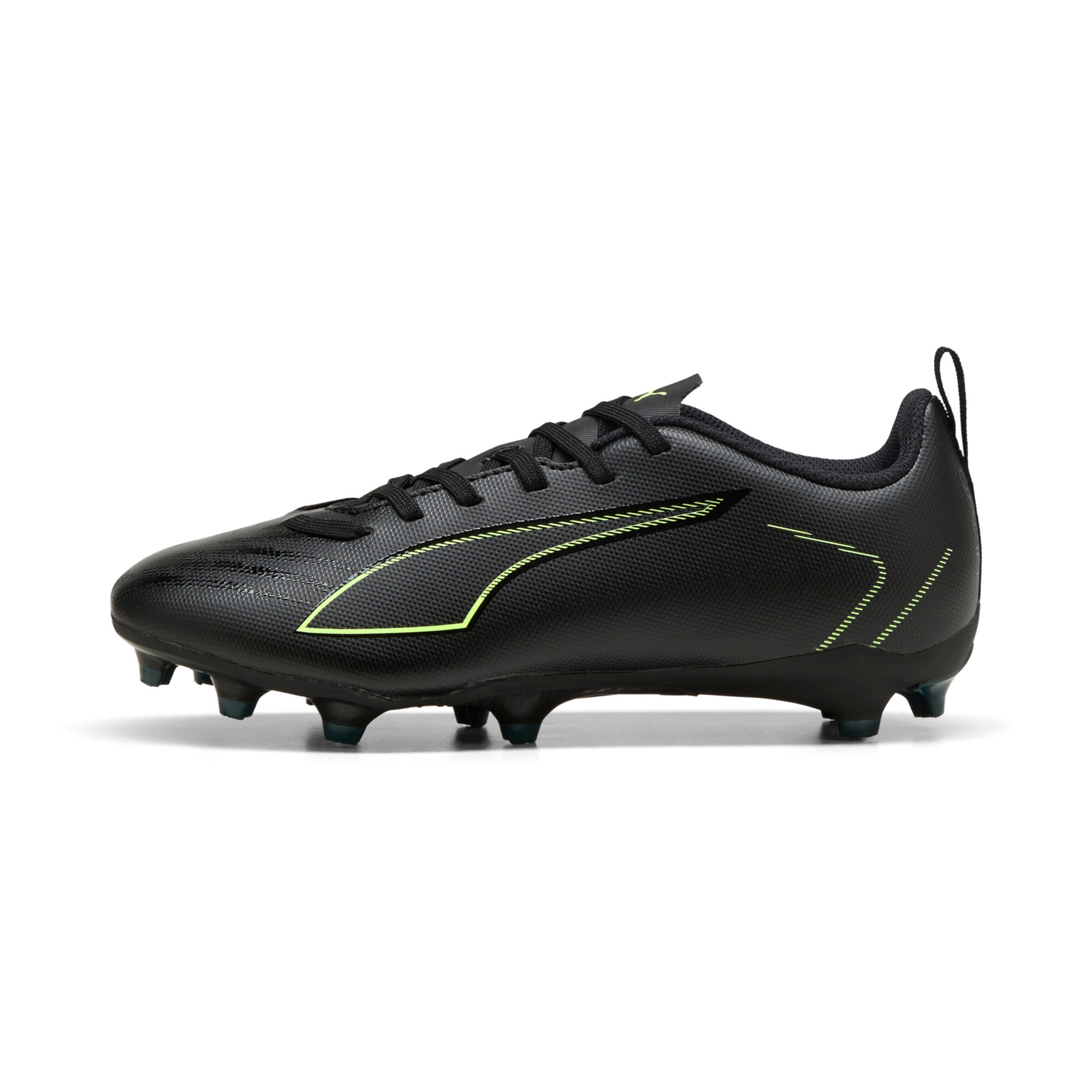 PUMA Athletic Shoes 'Ultra 6 Play' in Black: front