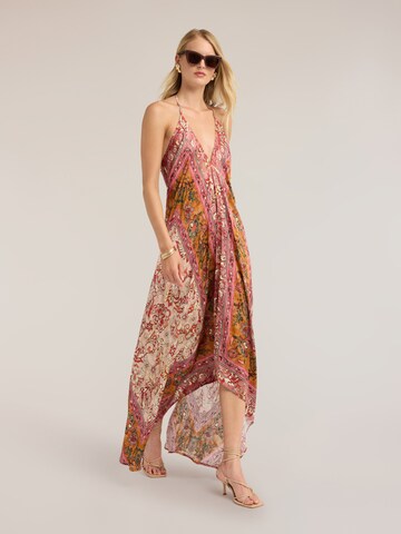 MOTIVI - Vestido de noche en rosa