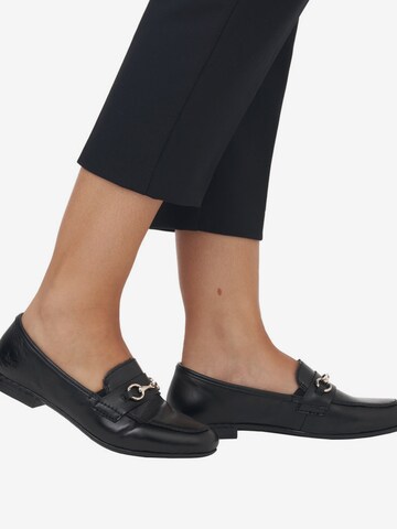 juoda Rieker Loaferai