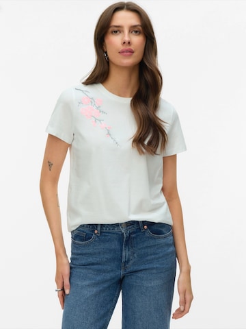 VERO MODA T-shirt i vit: framsida