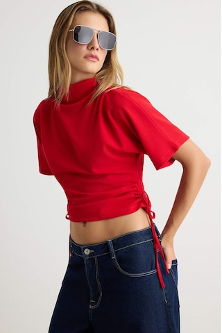Chemisier Trendyol en rouge