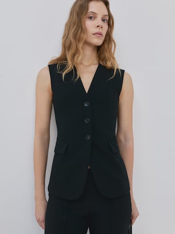 MANGO Gilet 'Corest' in Zwart: voorkant