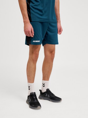 Hummel Regular Sports trousers in Green: front