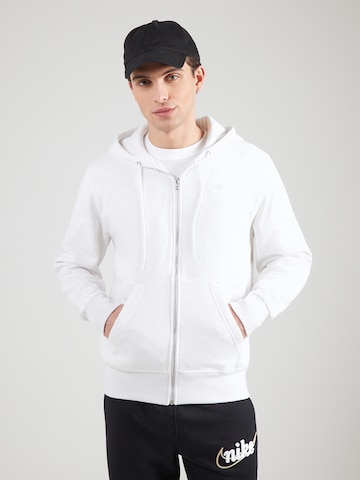 Veste de survêtement 'CLUB' Nike Sportswear en beige : devant