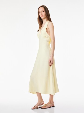 Koton Kleid in Gelb