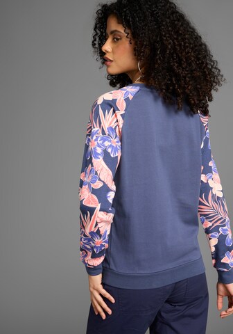 KangaROOS Sweatshirt in Blau