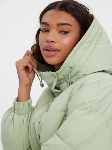 VERO MODA Winterjacke 'ELECTRA' in Grün