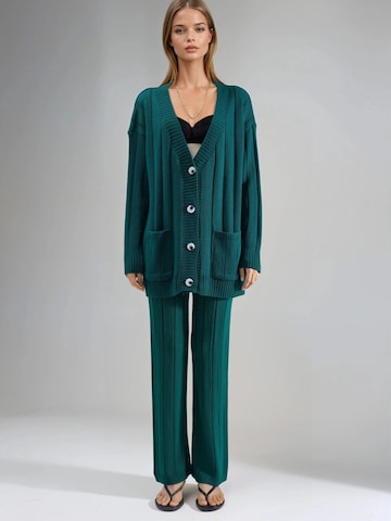 Completo pantalone di My fashion in verde: frontale